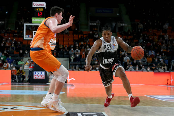 为英超增添 为英超增添