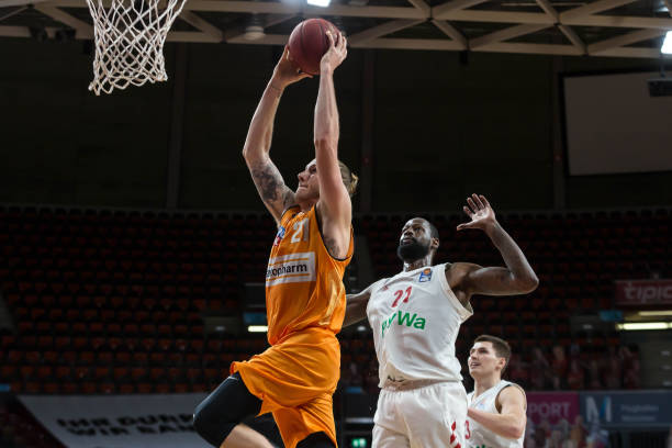 的季后赛效 的季后赛效