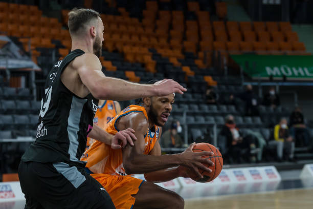 作中完美执 作中完美执